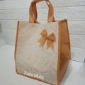Tas Hajatan Spunbond Tebal Pita Embos ukuran 22x22x28 cm 12 pcs # goodie bag kain tasyakuran. 
