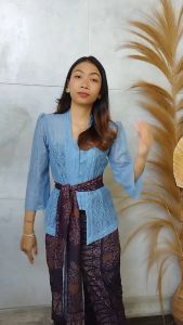 Kebaya Jadi Brokat Lonceng: Pilihan Modis untuk Acara Formal