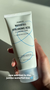 Sữa Rửa Mặt JUMISO Giúp Sạch Sâu Waterfull Hyaluronic Acid Cleansing Foam - 150ml