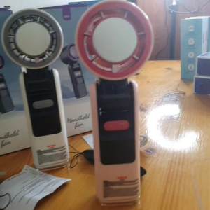 NEW พัดลมไอเย็นพกพา รุ่น K801พับได้180องศา มีไฟฉาย ปรับได้199ระดับ มีสายคล้องคอType-C มีโหมดแอร์กับโหมดพัดลม