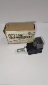 Kia Forte 1.6 & 2.0 / Rondo / Rio JB 1.4 / Sorento XM Pre-Facelift 2011-2013 Genuine Original Brake Switch (93810-3K000)