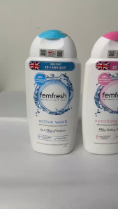 Dung Dịch Vệ Sinh Phụ Nữ Femfresh 250ml Chính Hãng Anh – Dịu Nhẹ Khử Mùi Cân Bằng pH
