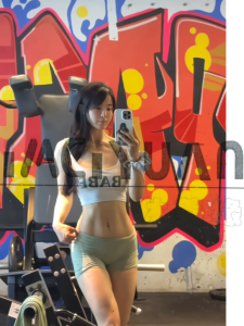 High-Waist Yoga Pants Womens Summer Thin Pilates Gymnastics Shape-Fitting Sports Shorts Quick-Dry Elastic Tight Fit