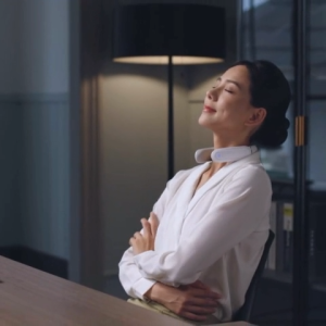 SKG 4356E Neck and Shoulder Massager sports