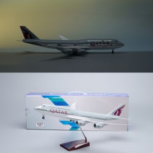47cm Airplane Model 1/160 Scale Qatar B747-8 Diecast Resin Aircraft Model Kit with Landing Gear Wheel Aviation Souvenir Gift