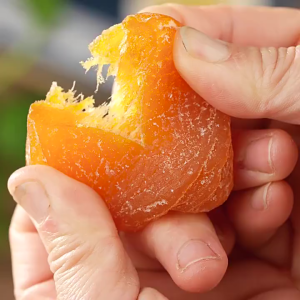 Salted Licorice Dried Loquat (Seedless) | Healthy Dry Snack | No Additives | Natural Throat-Soothing | 1kg