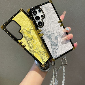Snake Skin Pattern Pearl Wrist Chain Case for Samsung Galaxy S22 S23 S24 Ultra S25 Edge S24FE Straight Edge Shockproof Cover