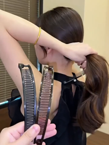 2pcs Banana Hair Clip Bangs Comb Korean Version Wave Hairpin Simple Hair Curler