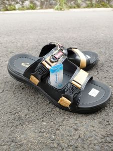 Sandal pria terbaru/Sandal/Sandal pria/Sandal pria slop/Sandal pria dewasa/Sandal pria hiking/Sandal gunung/Sandal gunung pria/Sandal hiking/Sandal kasual/Sandal dewasa/Sandal slop pria/Sandal kulit pria