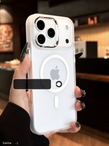 DAIMANG | Fingerprint Resistant Drop Protection Matte Magnetic Charging Phone Case for iPhone 17 16 Pro Max