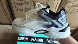 Men's Sports Shoes: Breathable Lightweight Running Shoes & Rubber Wear-resistant Non-slip Commuter Shoes