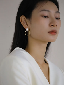LL Fashionable white geometric circle elegant earrings ES63794