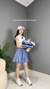 Sweater Crewneck Wanita Oversize Premium Salur Olive