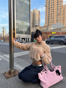 เสื้อแจ็คเก็ตผ้าฝ้ายสั้นคอตั้งปักลายตัวอักษรสไตล์ย้อนยุคสไตล์อเมริกันสำหรับผู้หญิงในฤดูใบไม้ร่วงและฤดูหนาว