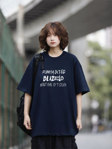 เสื้อยืดแขนสั้นผู้ชายสไตล์ญี่ปุ่นย้อนยุคพิมพ์ลายตัวอักษรฤดูร้อนหลวมๆ ลำลองสำหรับคู่รักเสื้อแขนสั้นแบบอเนกประสงค์