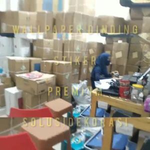 Walpaper Lem Dinding - Wallpaper Stiker Dinding - Wallpaper Tembok Kamar Tidur Ruang Tamu Motif