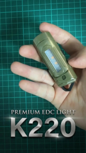 Đèn pin LED đa năng K220 EDC chống nước IP65 có thể sạc lại nút bấm kép móc treo tiện dụng nhiều nguồn sáng nhỏ gọn.