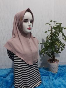 jilbab hijab sport bergo hamidah size M - L bahan jersey super untuk sekolah olahraga santai