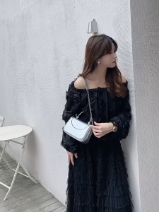 กระเป๋าถือผู้หญิง แฟชั่นสไตล์เกาหลี กระเป๋าสะพายข้าง ทรงสี่เหลี่ยม หนัง PU คุณภาพดี สายโซ่ประดับลูกปัดสุดหรู