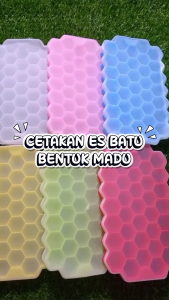 Cetakan Silikon Es Batu Dengan Penutup Honey Combs Silicone Food Grade Cetakan Ice Cube Praktis