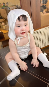 Bodysuit bé trai bé gái UNBEE Kèm Mũ Tai Thỏ Ngộ Nghĩnh Đáng Yêu Cho Bé 3-12M