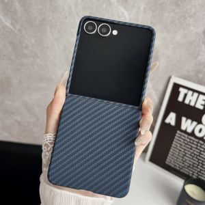 For Samsung Z Flip 7 Case Business Ultra Thin Slim Matte Carbon Fiber Cover for Samsung Galaxy Z Flip 7 6 5 4 Flip7