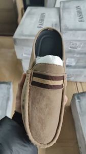 รองเท้าโลฟเฟอร์ผู้ชาย ระบายอากาศได้ดี รองเท้าแตะบางเบา รองเท้าแตะลําลอง