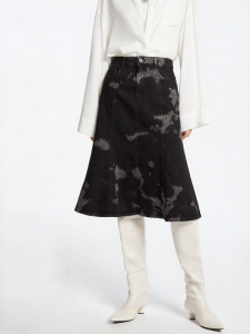 Vero Moda | High Waist A-line Slim Fit Skirt