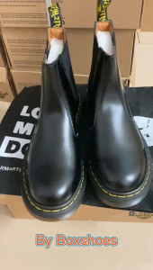 【Offlcial Store】Dr. Martens 2976 YS Yellow Lined Skin Black Mens and Womens Chelsea boot