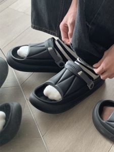 Comfortable Outdoor Mens New Beach Shoes Anti-slip Simple Couple Indoor Use Slippers Women Summer Flat Sandals Couples Slippers