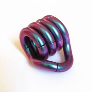 EDC Focus Training Color-Shifting Steel Twisting Toy for Anxiety Relief And Attention Deficit Relaxing Finger Wrap Game