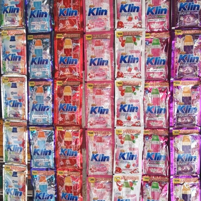 Deterjen Cair Soklin Liquid So Klin 500 1 Renceng 12 Sachet Lazada deterjen-cair-soklin-liquid-so-klin-500-1-renceng-12-sachet-lazada