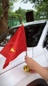 Cờ Việt Nam gắn ngoài xe ô tô cờ trang trí xe ô tô gắn nóc Capo