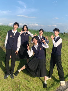 ชุดนักเรียนมัธยมปลาย ชุดนักเรียนมัธยมต้น ชุดการแสดง ชุดการแสดงอ่านบท ชุดการแสดงฤดูใบไม้ร่วง ชุดนักเรียนวิทยาลัย ชุดนักเรียนวิทยาลัย