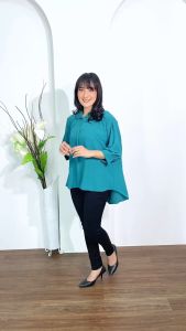 Kemeja Premium Crinkle & Kemeja Wanita Polos Lengan Balon: Atasan Wanita Lengan Pendek