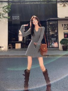 PEIZIXUAN | French Elegant and Innocent Waist-Cinching Knit Dress V-Neck