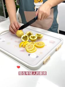 【จัดส่งจากกรุงเทพ】เขียง🍴(pp+ สแตนเลสเกรด 304 ) ตั้งได้ แบบหนา ป้องกันเชื้อรา แยกอาหารดิบและอาหารปรุงสุก ใช้ได้สองด้าน