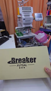 [ฟรีถุงเท้ากันลื่น]รองเท้าฟุตซอล Breaker (BK1230) หน้าหนังกลับ พื้นลายหินอ่อน แถม 1 Socksy ขาว