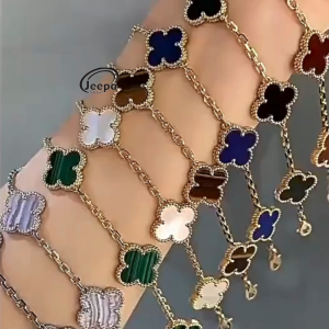 Gelang Tangan Lima Clover Daun Wanita Fashion Korean Style Elegan Kekinian Viral GW6
