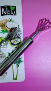 Dụng cụ đánh vảy cá nạo dừa chất liệu bằng thép không gỉ