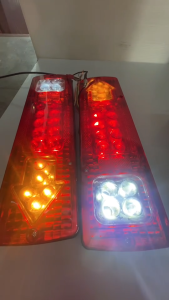 ไฟท้ายรถบรรทุกเล็ก ไฟท้าย รถเล็ก ไฟท้ายลูกศร มีระบบไฟ 12v/24v (ราคาต่อคู่)
