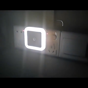LED Night Light Intelligent Portable LED Night Auto Sensor Light Square Night Light Automatically Light Up/Turn Off Night Light