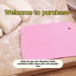 Pisau Plastik Alat Pemotong Adonan Kue Roti Cake Dough Scraper Serbaguna Alat Potong Butter / Pengikis Perapih Krim Kue Tart - FR Gallery