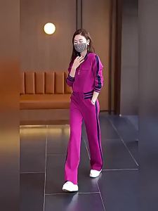 LIANGYILAILIN | Spring New High-end Petite Look Rose Red Straight Leg Sportswear Outfit Set
