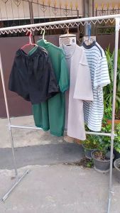 จัดส่วฟรี ราวตากผ้าเหล็ก2ชั้นแบบมีช่องรูแขวน ตากผ้าสะดวกขึ้น ผ้าแห้งไว ผ้าไม่กอง แขวนผ้าได้เยอะ