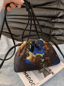 Fashionable Canvas Bucket Bag Womens Crossbody Shoulder Bag Oil Painting Cloud Design 2025 New Style Korean Style Small Square Bag