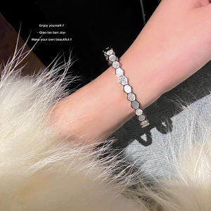 [Boss Joe Joy] Honeycomb Fritillary Bracelet Bracelet Titanium Steel No Fading Silver Rhinestone Accessible Luxury Advanced Texture