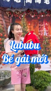 Combo 4 Bộ Áo Cộc Quần Cộc Kẻ Caro Bé Gái In Hình  LABUBU + KURYMY 5D Size 10-55kg Dễ Thương