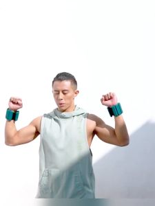 SG【READY STOCK】Ankle Wrist Weights Wrist Band [1Pair/2LB] Silicone Wristbands Sports Exercise Gravity Belt Adjustable 负重手环