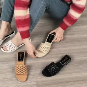 Womens stylish simple lightweight and convenient travel sandals
